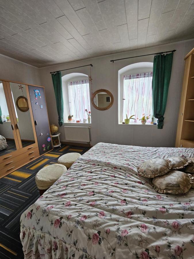 Ferienwohnung Am Wald Tharandt Bagian luar foto